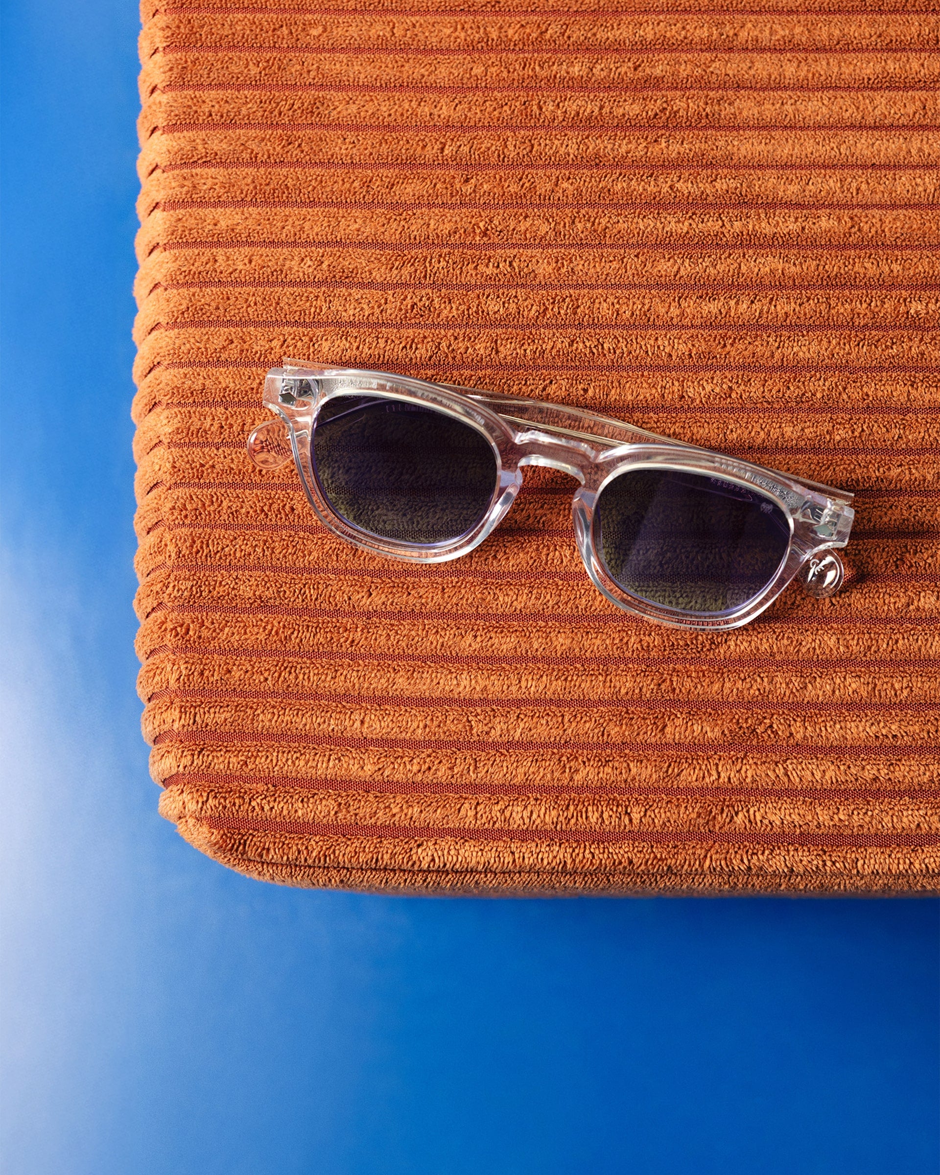 SB Sunglasses Transparent Frame with Gradient Grey Lenses