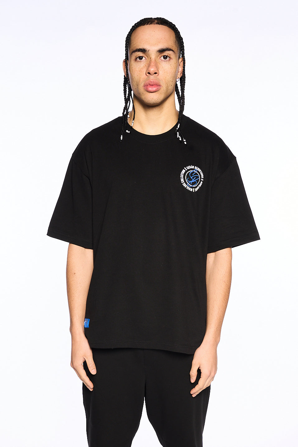 The Regulars Tee Black